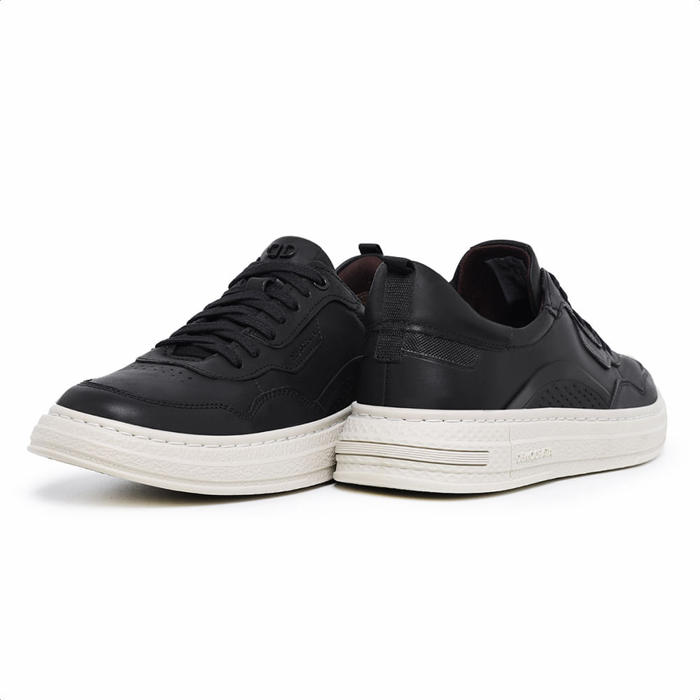 Tenis-Casual-Democrata-em-Couro-Preto-240201P-03