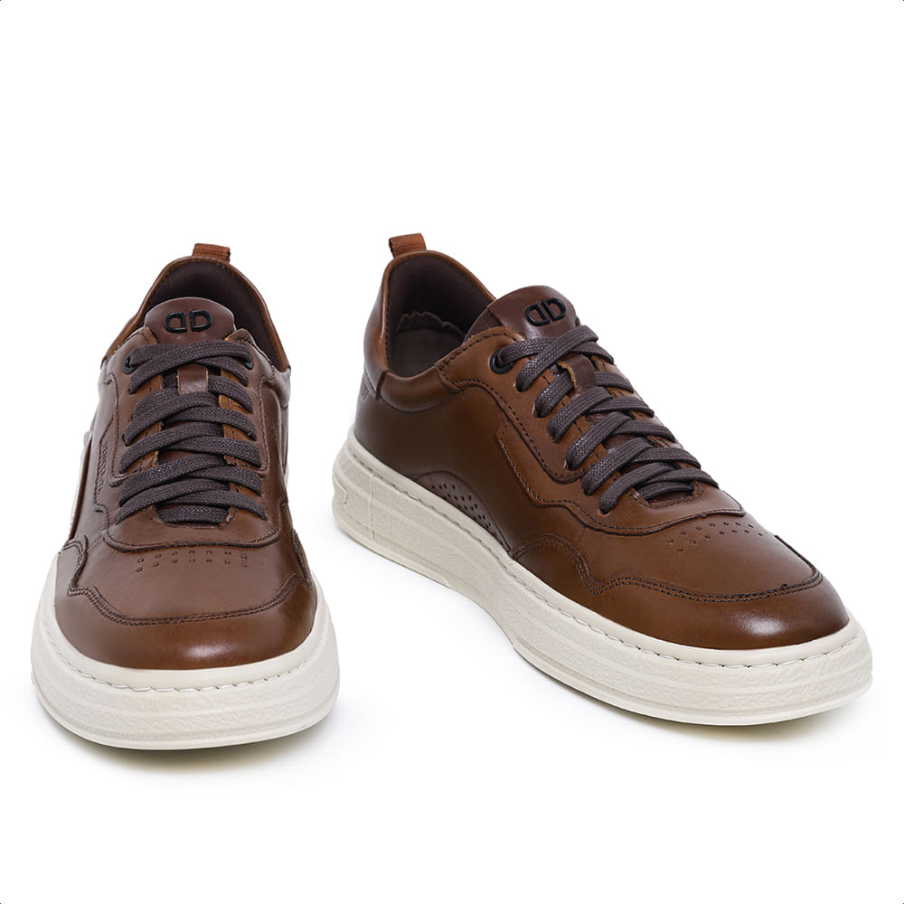 Tenis-Democrata-Casual-em-Couro-Marrom-240201M-02