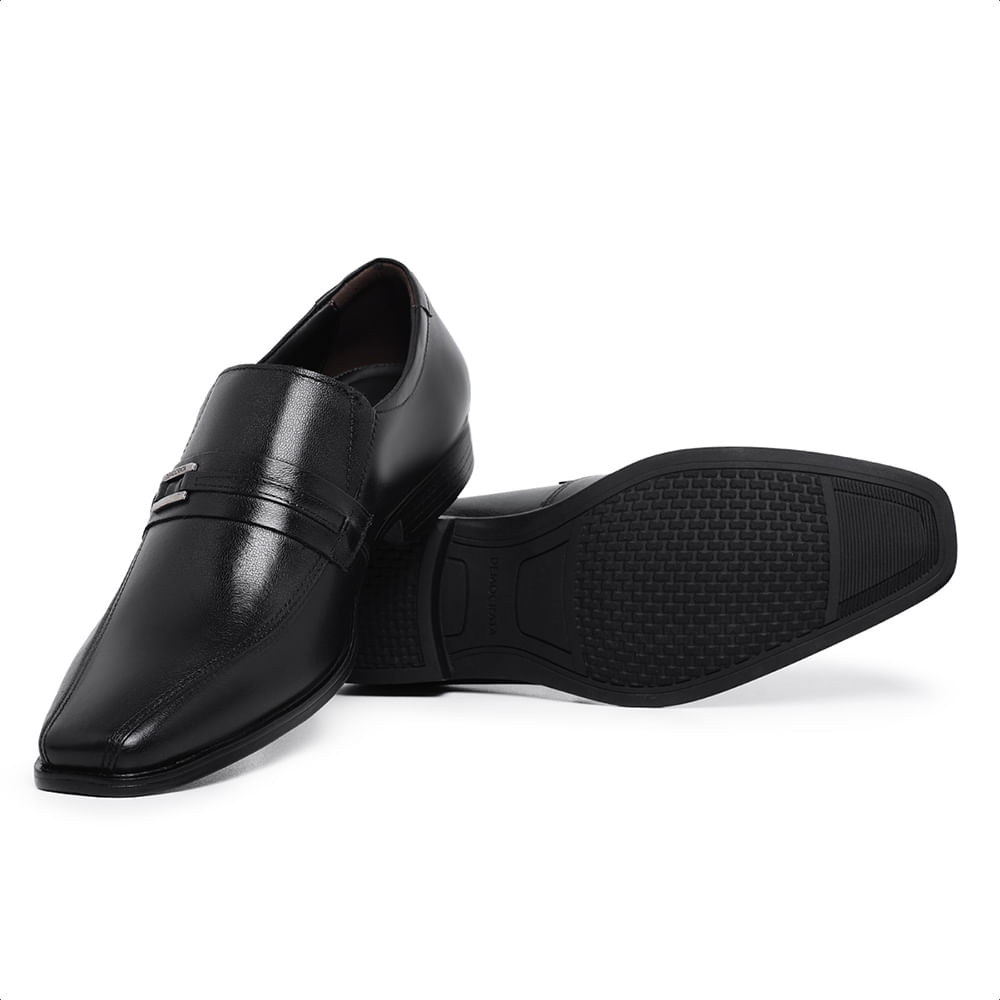 Sapato-Loafer-Democrata-em-Couro-Preto-e-Sola-Borracha-244102P-05